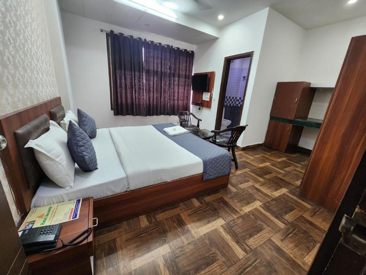 Hotel Clayton Near Igi Airport Delhi Yeni Delhi Dış mekan fotoğraf