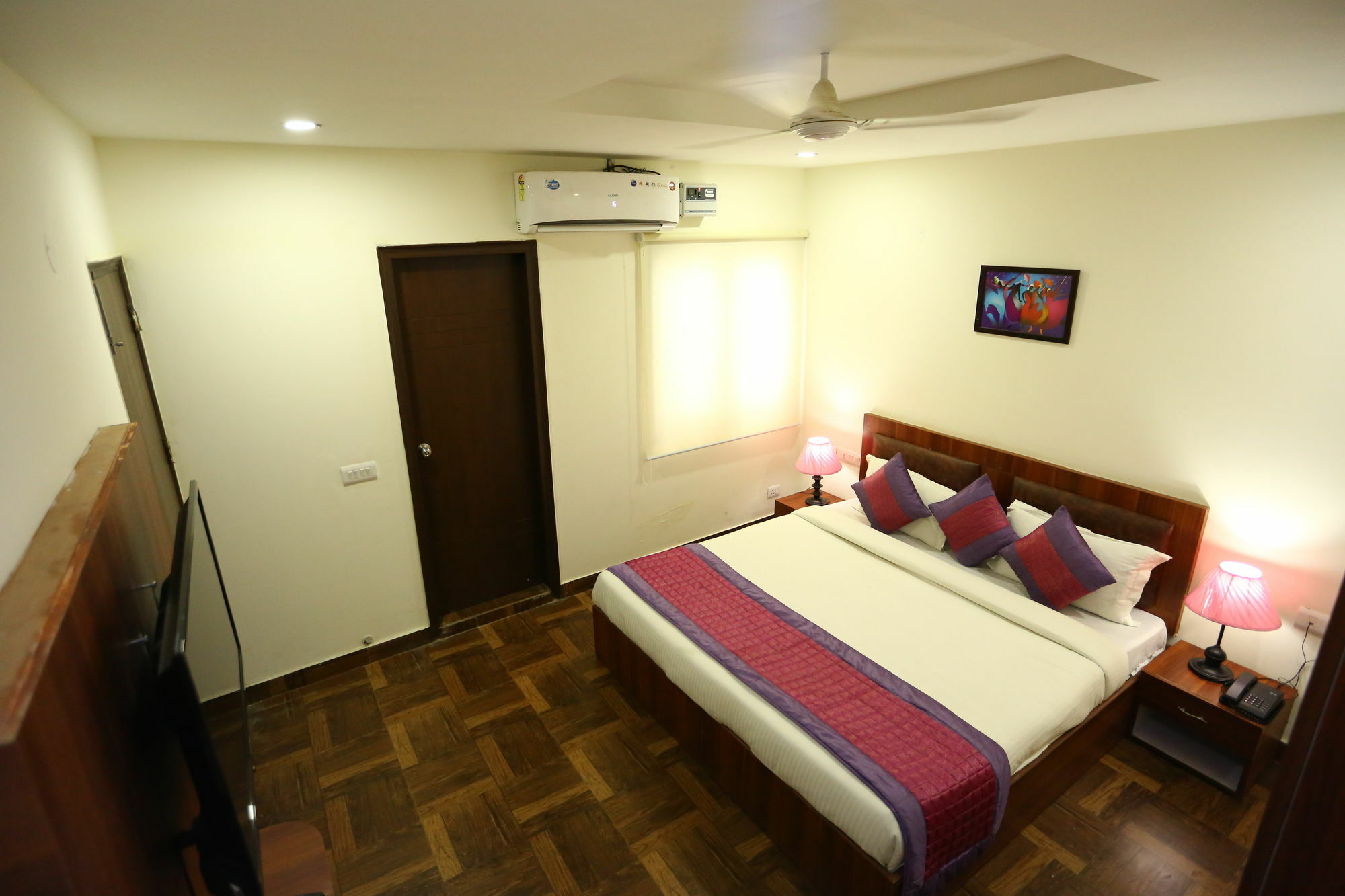 Hotel Clayton Near Igi Airport Delhi Yeni Delhi Dış mekan fotoğraf